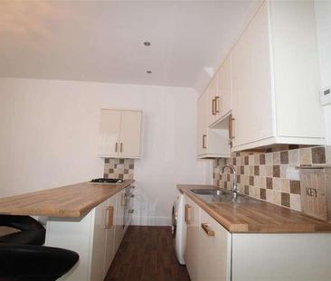 Cardigan Street, Queensbury, Bradford, BD13 - Photo 5