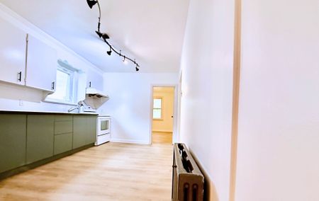 For Lease - 314 Browns Line N/A Unit# Upper, Toronto, Ontario - Photo 2