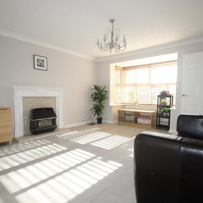 4 bedroom detached house to rent - Photo 1