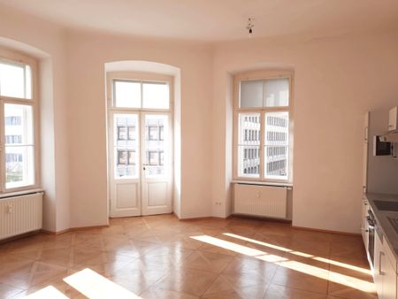 Zentral gelegene, gepflegte 2 Zimmerwohnung mit Balkon - Photo 4