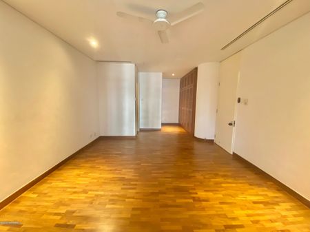 The Colonnade (D10), Condominium - For Rent - Photo 4
