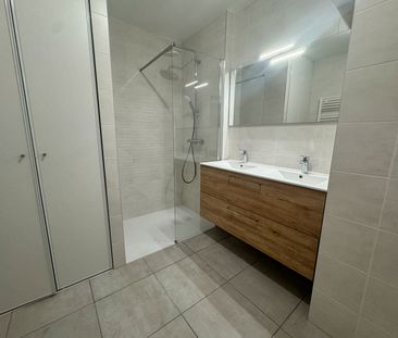 Location Appartement 3 pièces 66m² - Photo 5