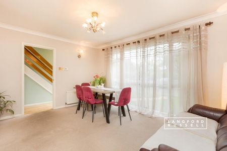 3 bedroom semi-detached house to rent - Photo 4