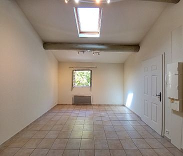 Noves, centre : Appartement T2, - Photo 5