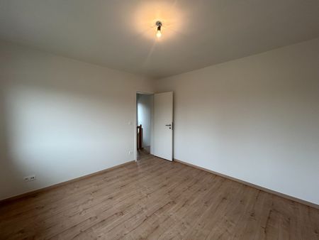 Halfopen, volledig gerenoveerde woning te Sint-Michiels - Foto 5