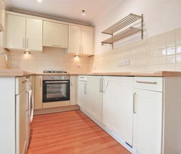 3 bedroom townhouse to rent - Photo 6