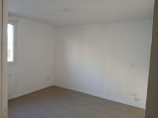 Location Appartement 1 pièce 18m² - Photo 1