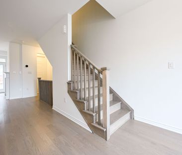 For Lease - 4045 Saida Street, Mississauga, Ontario - Photo 6