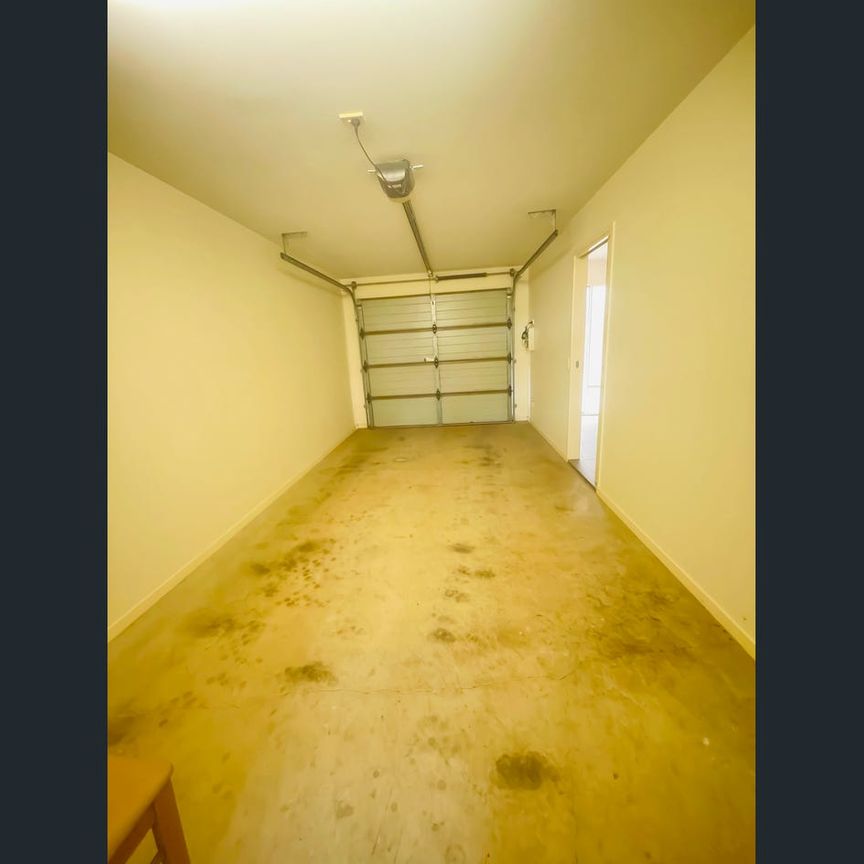 ***FULLY FURNISHED 2 BEDROOM APARTMENT*** - Photo 1