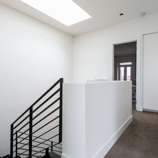 Easy Care Lifestyle in Exceptional City Fringe Position - Photo 1