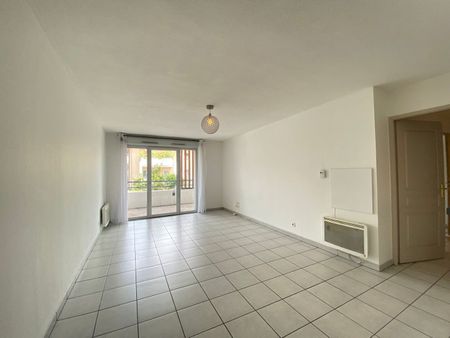 Appartement T3 avec balcon et parking - Quartier Croix Daurade Toulouse - Photo 2