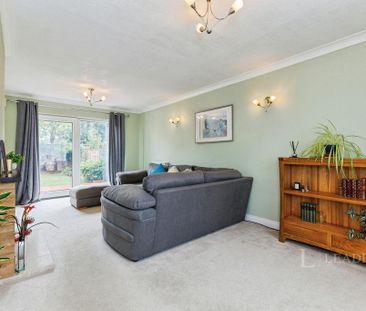 3 bedroom semi-detached house to rent - Photo 2