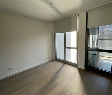 Modern Luxury 1 Bed + Study High Level North Facing Apartment for L... - Photo 5