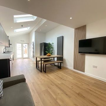 5 Bed Terraced House, Monks Road, CV1 - Photo 1
