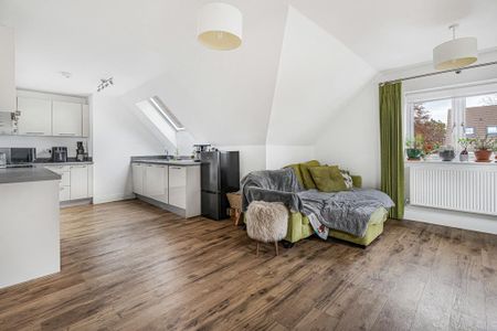 3 bedroom penthouse to rent - Photo 4