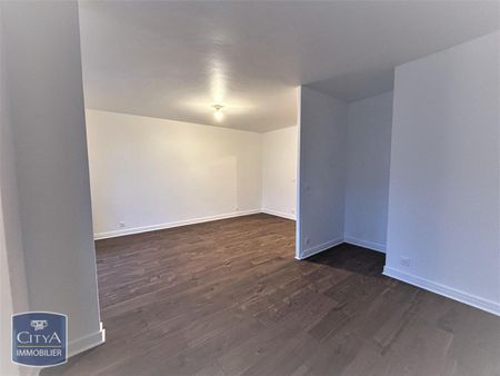 Location Appartement 2 pièces 51m² ST MAUR DES FOSSES 94100 - Photo 4