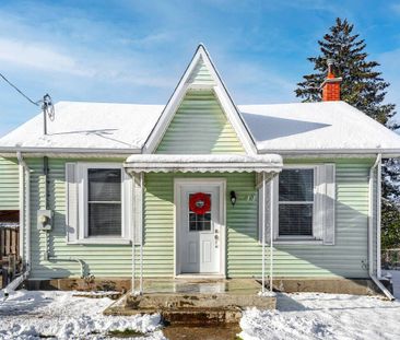 For Lease - 44 Sanford Street, Barrie, Ontario - Photo 2