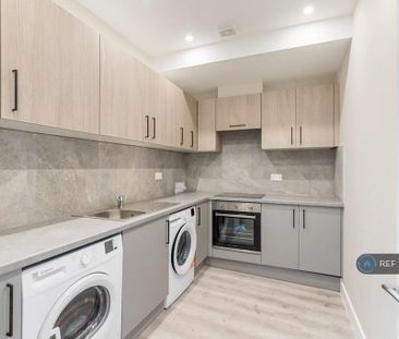 Studio to rent - Photo 6