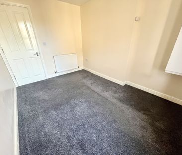 Halifax Road, Dewsbury, Staincliffe - Photo 6