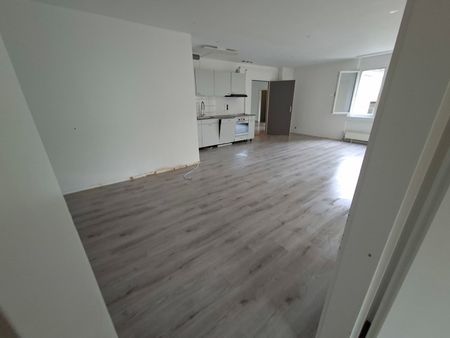 1.5 Zimmer, 75 m², 3. Stock - Photo 3