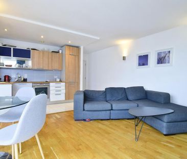 2 bedroom flat to rent - Photo 6