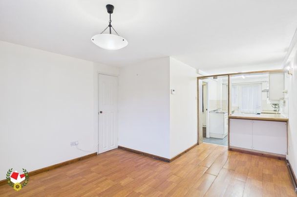 Deerhurst Place, Quedgeley - Photo 1