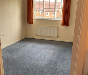 2 Bed Terraced House, Bramham Close, LE3 - Photo 2