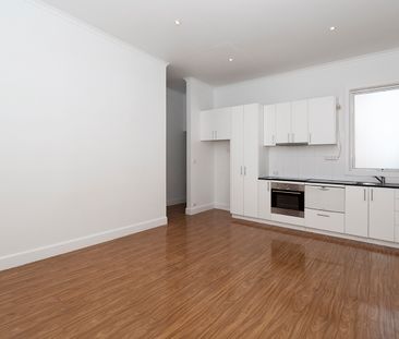 1161A Glen Huntly Road, Glen Huntly VIC 3163 - Apartment For Rent |... - Photo 1