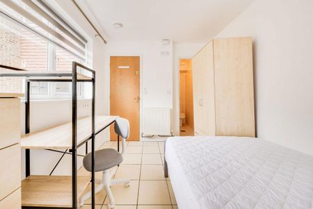 6 bedroom house to rent - Photo 5