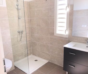 Location Appartement 69m² 3 pièces Fort de france - Photo 4