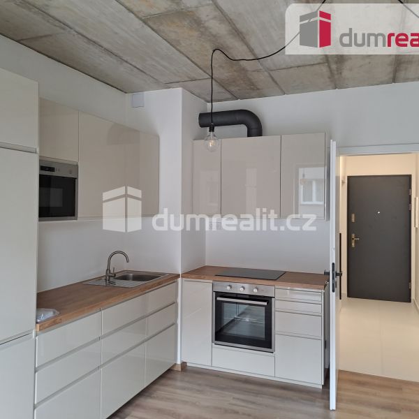 Pronájem bytu 1+kk a garsoniéry 35 m² - Photo 1