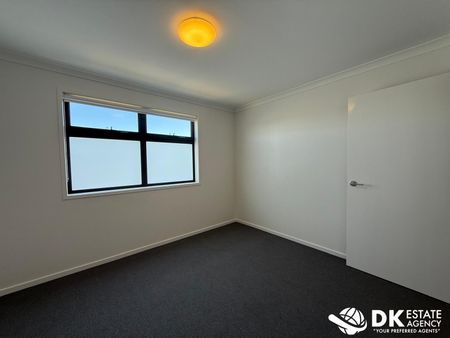 BRAND NEW TOWNHOUSE - Photo 3