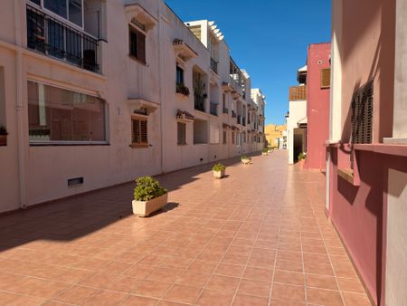 Apartamento de alquiler en Urbanizacion Palmeral, 1, Cabo de Palos - Photo 2