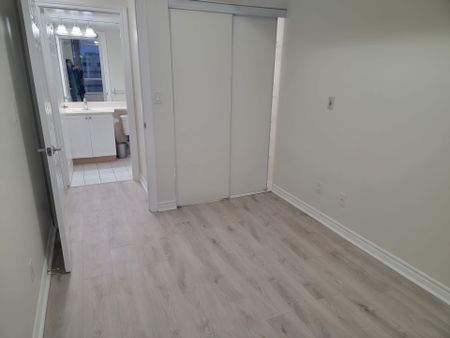 For Lease - 3888 Duke of York Boulevard Unit# 1623, Mississauga, Ontario - Photo 4