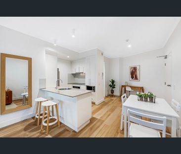 4G/30-34 Surf Parade, Broadbeach, Qld 4218 - Photo 5