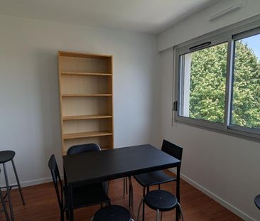 Location Appartement 2 pièces 42m² BORDEAUX 33000 - Photo 3