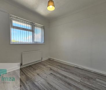 2 bedroom end of terrace house to rent - Photo 3