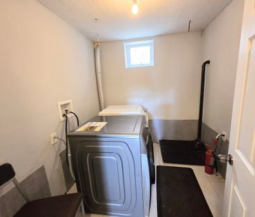 For Lease - 81 Oxford Street Unit# #1, Richmond Hill, Ontario - Photo 4