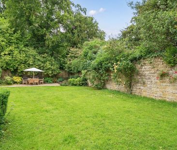 4 bedroom semi-detached house to rent - Photo 2