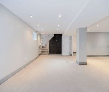 For Lease - 651 Cosburn Avenue, Toronto, Ontario - Photo 6