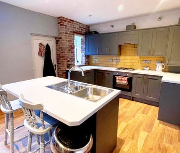 3 bedroom detached house to rent - Photo 5