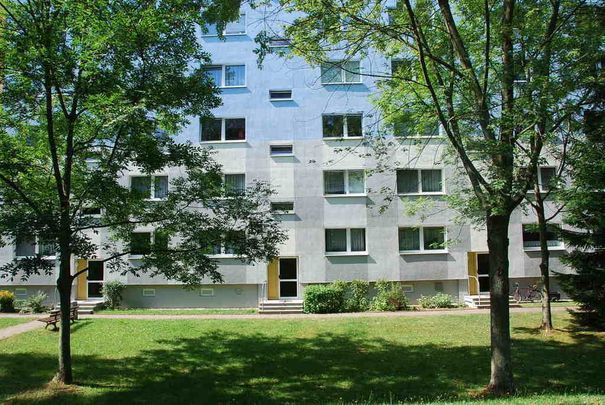 2-Raum-Erdgeschosswohnung mit Balkon - Foto 1