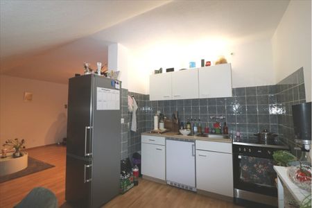 * SCHUCKELIGES NEST FUER SINGLES IN ST. TÖNIS! 1-ZIMMER Mansarden-Apartment, Kornstr. * - Foto 3