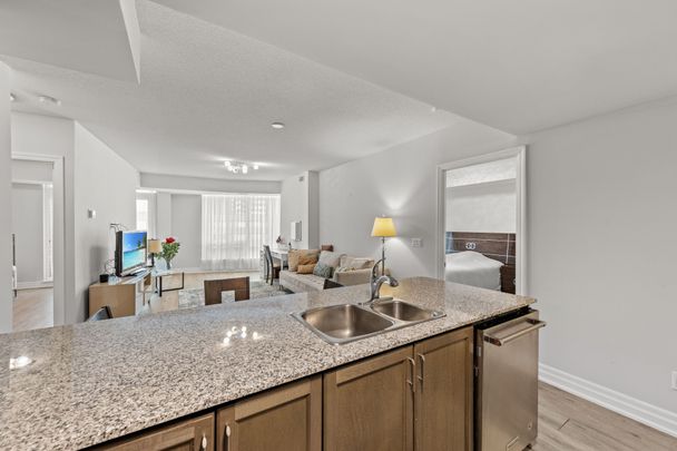 For Lease - 8 Scollard Street Unit# 1410, Toronto, Ontario - Photo 1