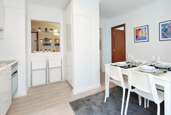 Quarto Monte Caparica estudantes raparigas