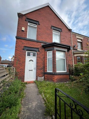 1 bedroom in a house share to rent - Photo 3