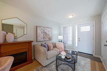 For Lease - 13 Vansickle Street, Hamilton, Ontario - Photo 2