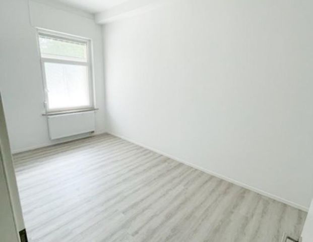 Erdgeschosswohnung mit 2 Zimmern in Dortmund-Huckarde - Foto 1