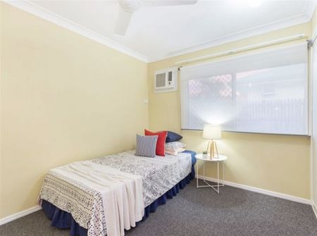 56 Estuary Parade, Douglas QLD 4814 - House For Rent | Domain - Photo 5