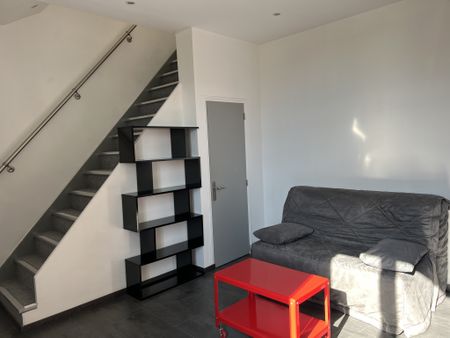 Location Appartement 2 pièces 32m² JARVILLE LA MALGRANGE 54140 - Photo 2